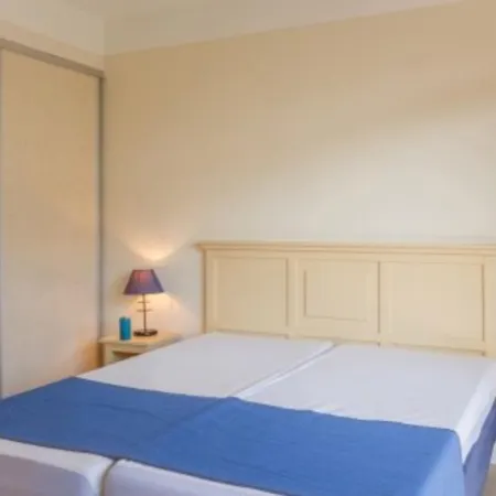 Luckey Homes - Avenue Saint-hubert * サン・ローラン・デュ・ヴァール
